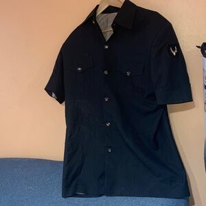 Black Short Sleeve Button-Up Shirt